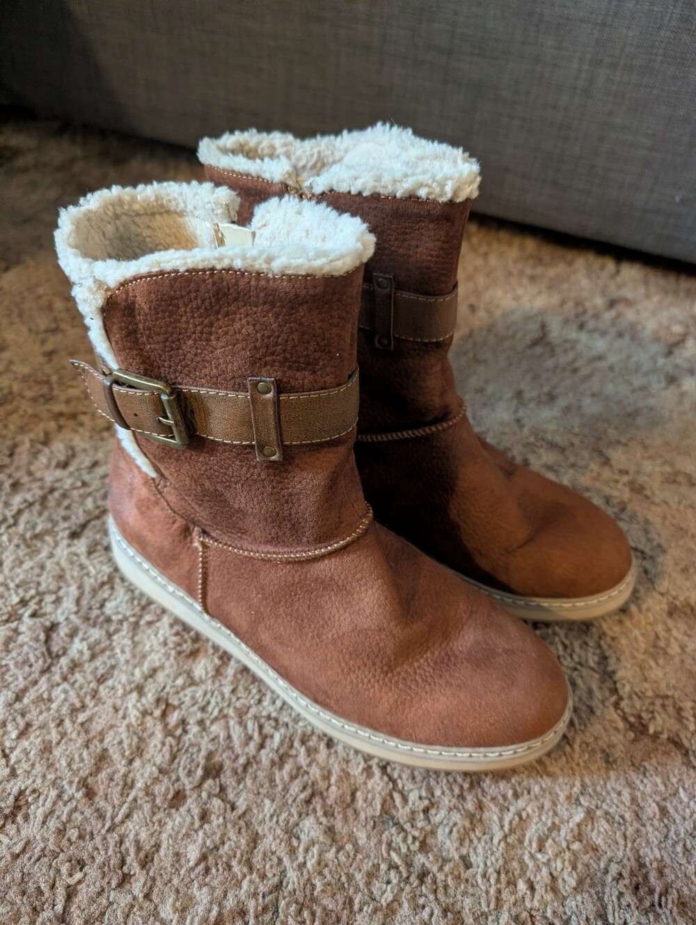 Women's Furry Brown Boots